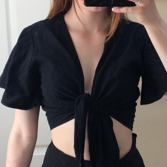 Tops - Brand New Valley Girl Tie Top size S